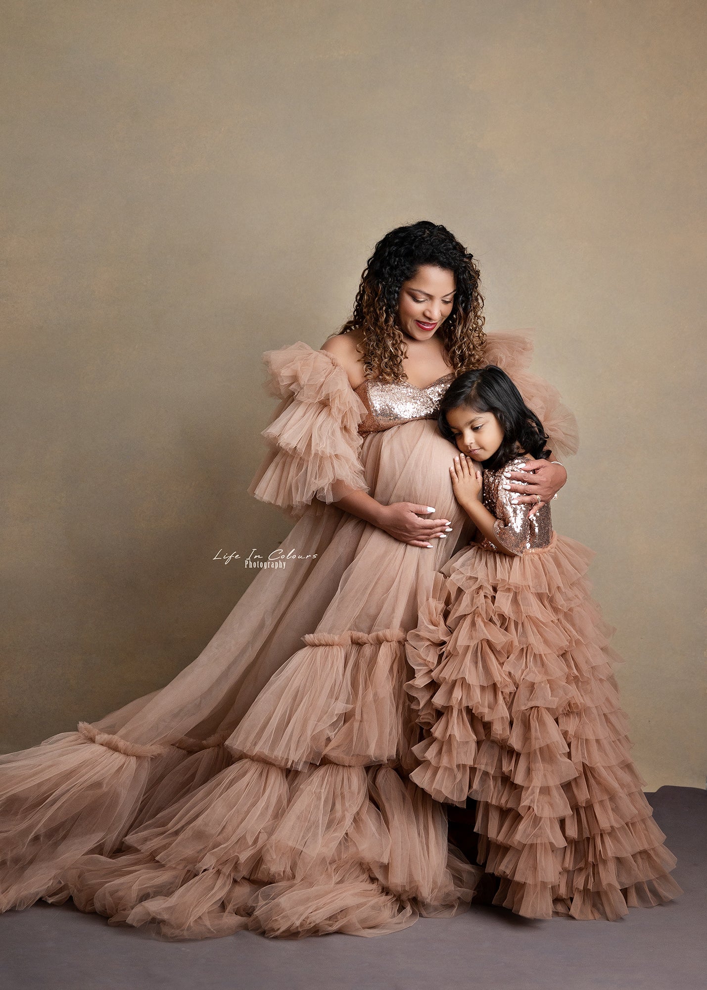 FOR HIRE / Rent Tulle Photoshoot Maternity Dress  Sparkle