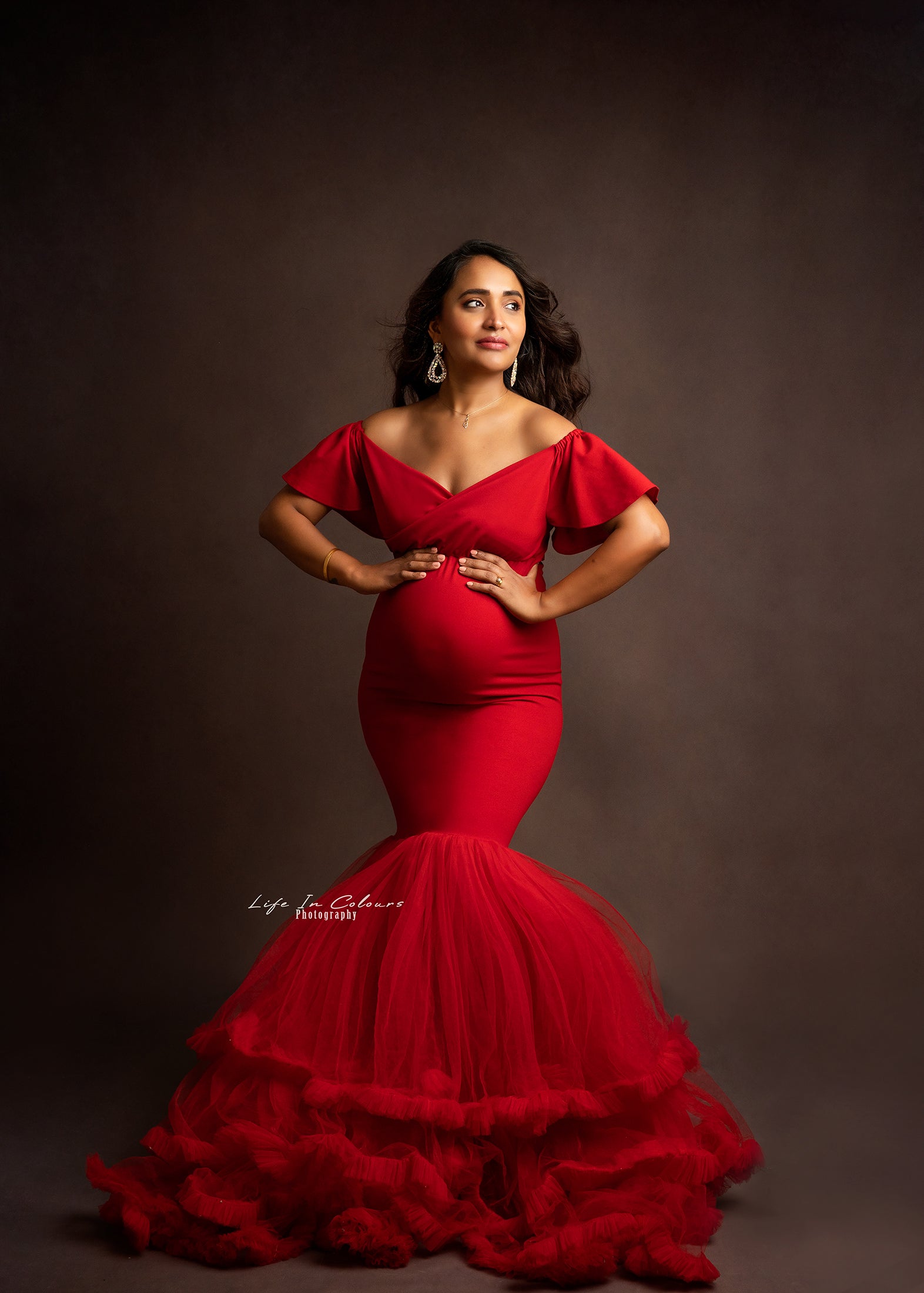 Elegant Maternity Dress for Photoshoot with tulle